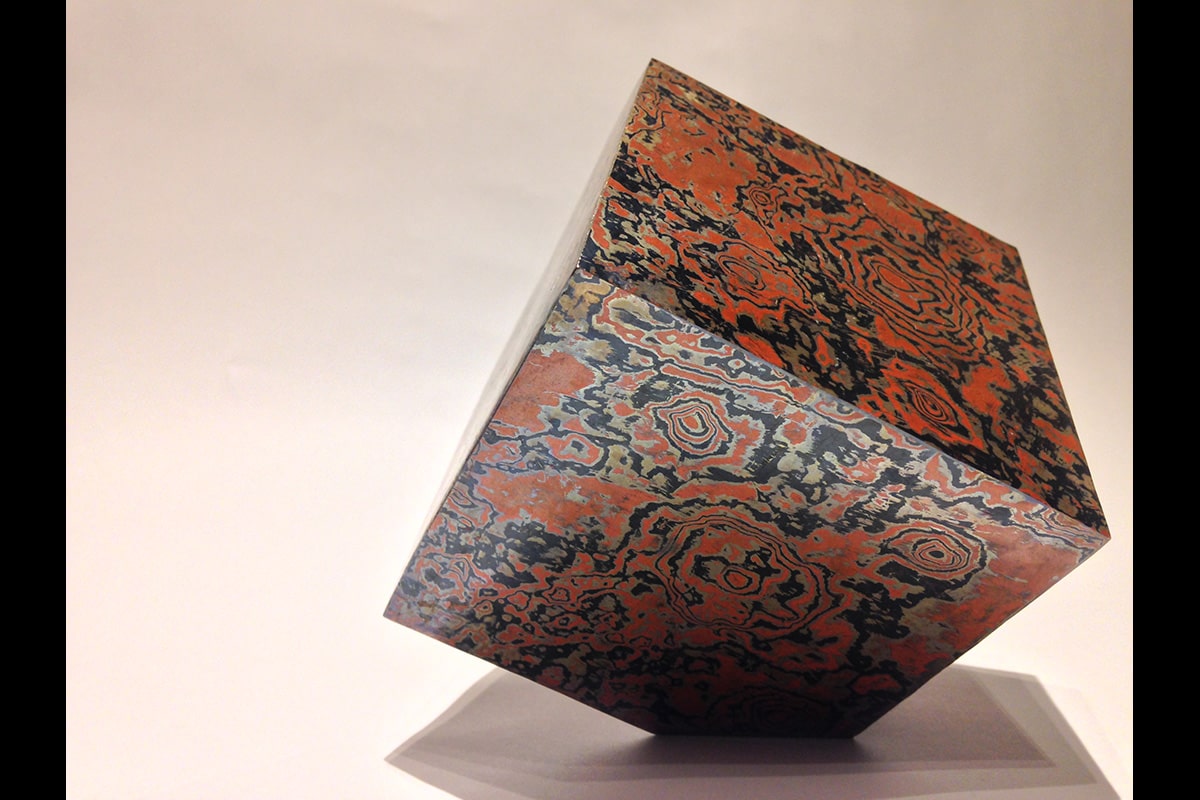 作品-Uncovered Cube-|金属彫刻作家まだらまんじ. MADARA MANJI 